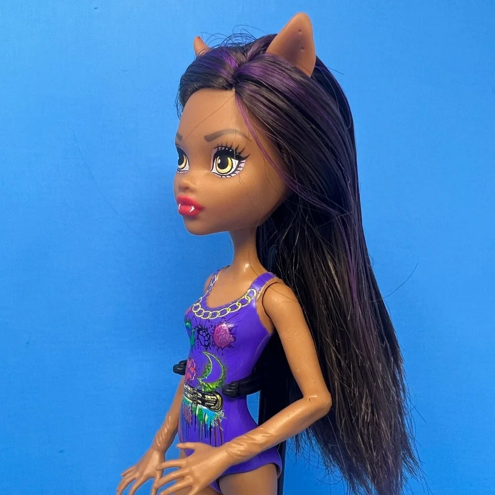 Monster High Clawdeen Wolf‎ Swim Class Werewolf Doll 2017 Purple Swimsuit